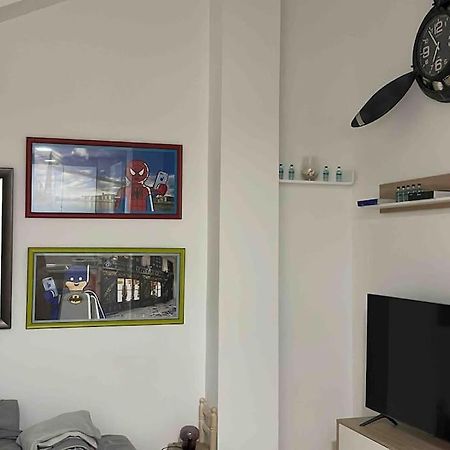 Apartamento Recien Reformado En Barajas Pueblo Madrid Exterior foto