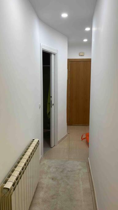 Apartamento Recien Reformado En Barajas Pueblo Madrid Exterior foto